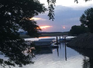1107 Lauderdale Pl, Onalaska, WI 54650