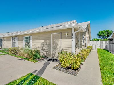 1558 Royal Forest Ct, West Palm Beach, FL, 33406