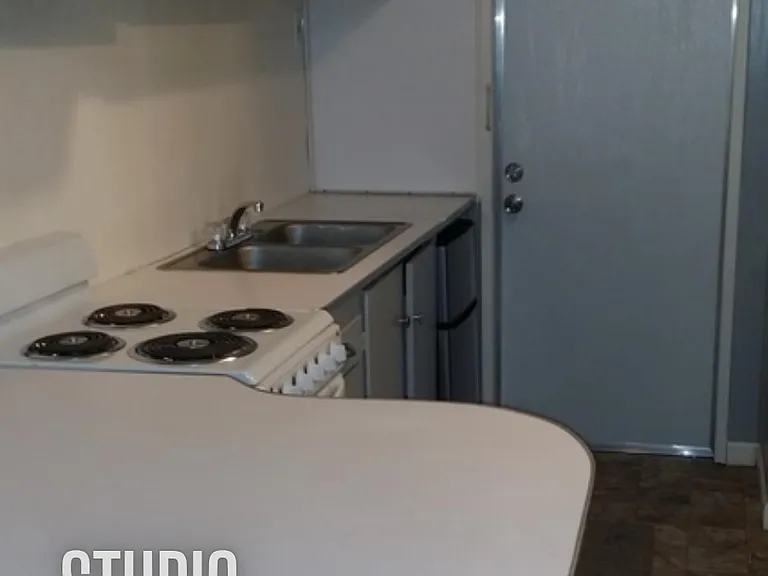 2808 S 221st St #13 — Photo 2