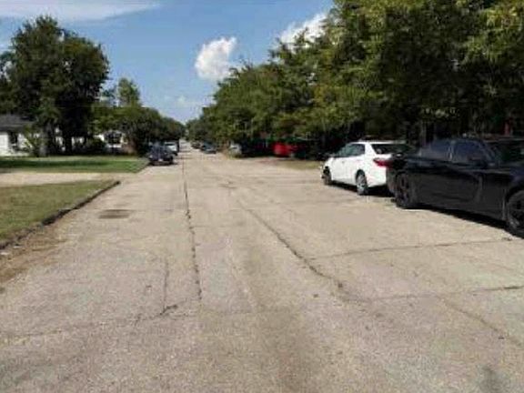 5th image of 618 Royal Ave