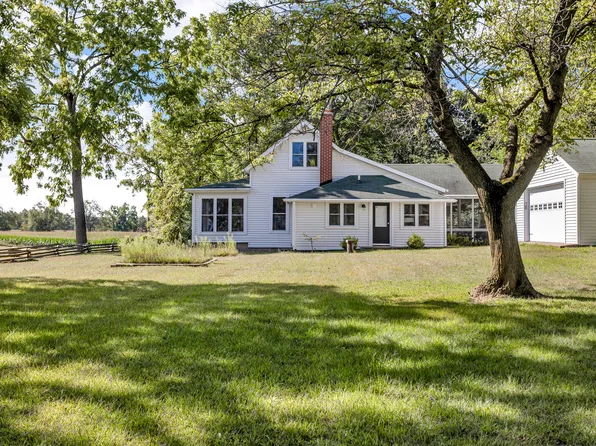 9538 Peterson Rd, Brooklyn, MI 49230