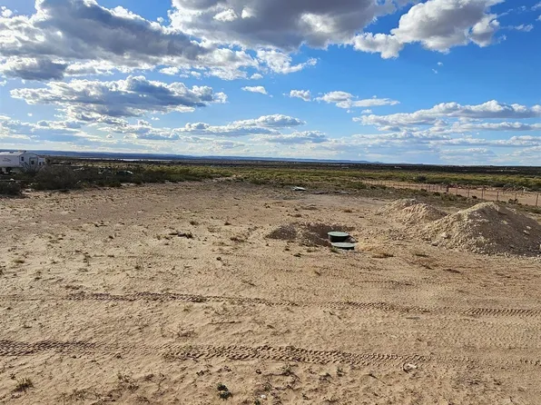 231 Illinois Camp Rd, Carlsbad, NM 88220