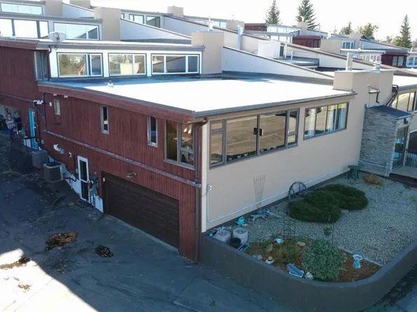 UNIT 8-275 Alpine CRESCENT, Swift Current, SK S9H 4T5