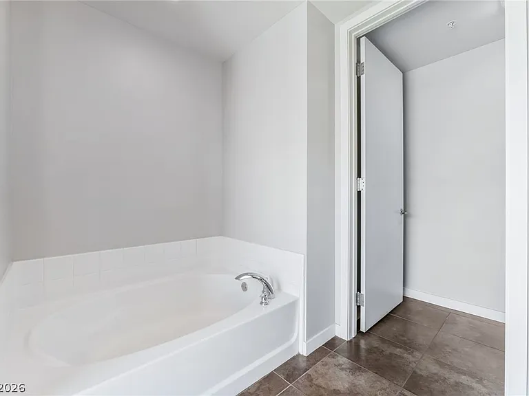 353 E Bonneville Ave #746 — Photo 30