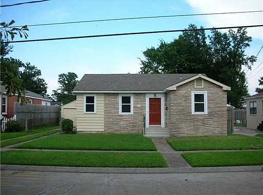 1st image of 111 Estes St