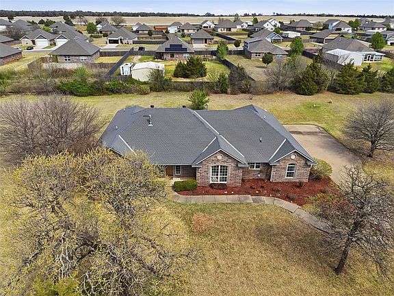 5th image of 7951 Lake Vista Rd