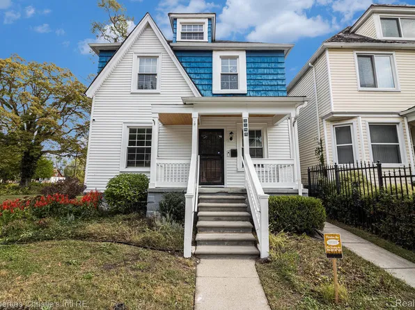 2144 Fischer St, Detroit, MI 48214