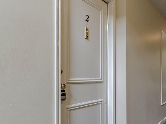 4th image of 304 Chanel Ct APT 2