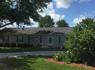 260 E South St, Virginia, IL 62691