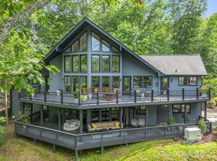 158 Rock Spring Ln, Lake Lure, NC 28746