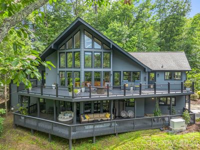 158 Rock Spring Ln, Lake Lure, NC, 28746