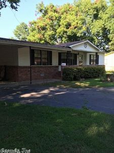 520 W 5th St, Lonoke, AR, 72086