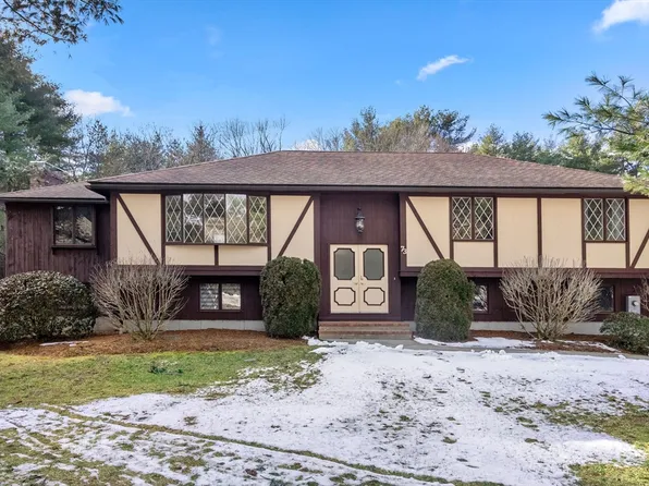 73 Minehan Ln, Marlborough, MA 01752