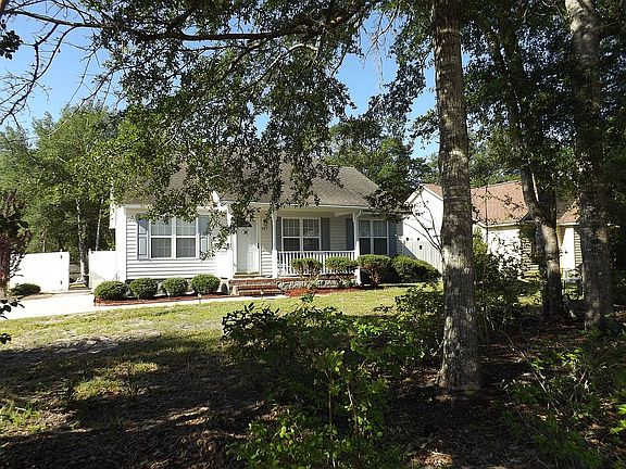 4th image of 801 Oak Island Dr