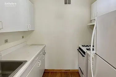 Rented by Sotheby's International Realty