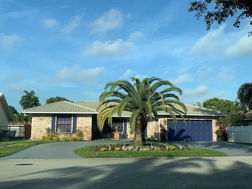 1st image of 1988 NW 110th Ln