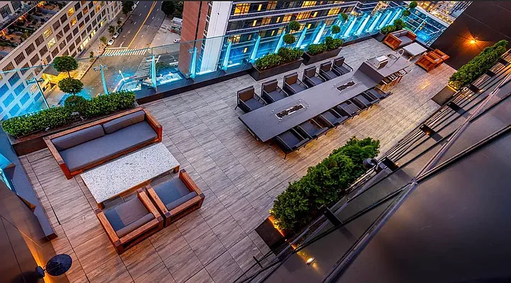 Rented by The KCI Group | media 160