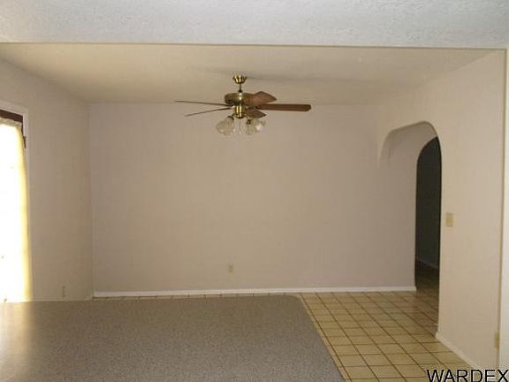 4th image of 3383 Hilldale Dr