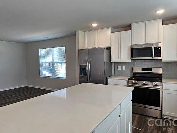 5th image of 1615 Cannonball Ln