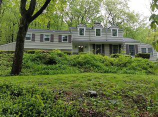 21 Forestdale Rd, Kinnelon, NJ 07405