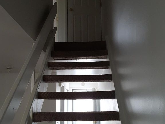 5th image of 1229 Fairwood Ct APT E