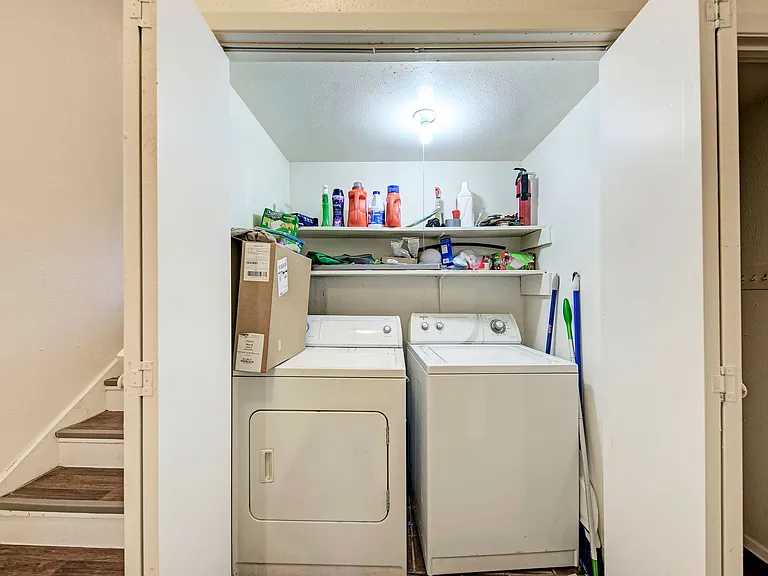 3102 Cedar St — Photo 21