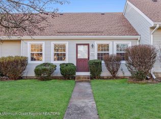 95 Halls Croft Rd UNIT D, Freehold, NJ 07728