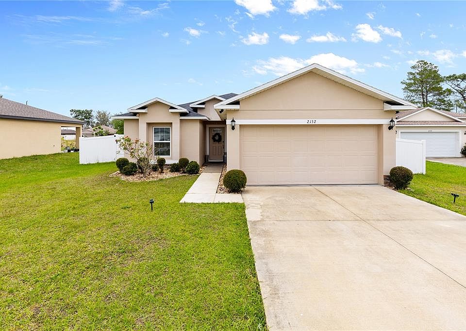 1st image of 2132 Hibiscus Way