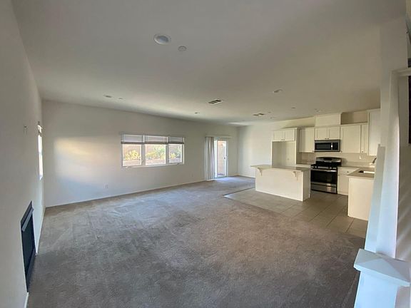 5th image of 15355 Lotus Cir