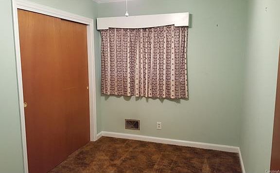5th image of 322 Eastwood Dr