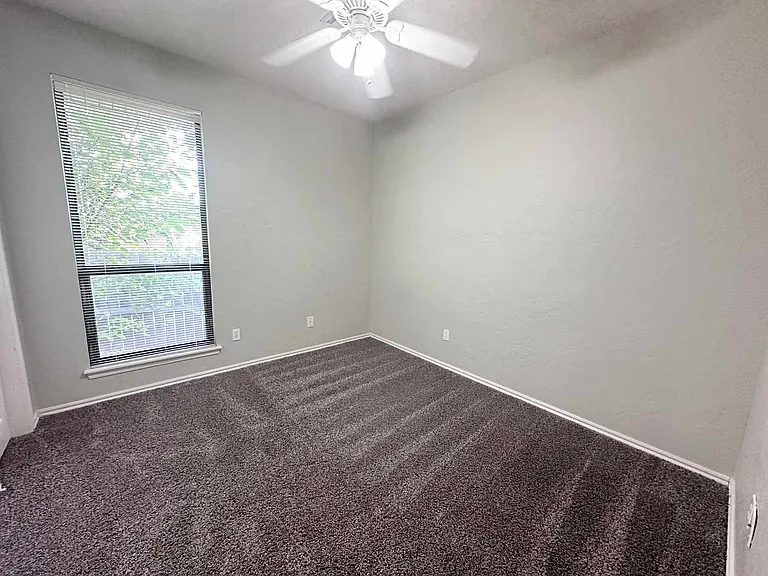 10000 Shadowview Dr #A — Photo 10