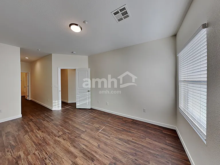 10460 Tuscany Rose Ct — Photo 11