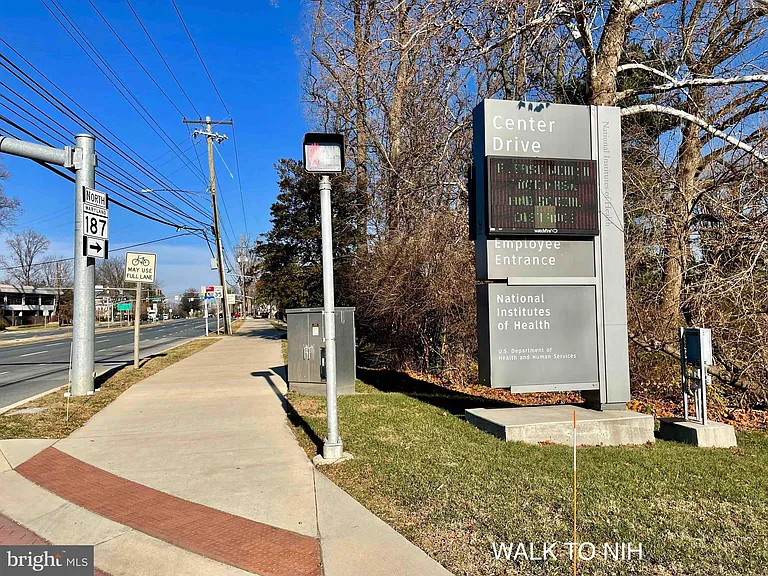 5528 Johnson Ave — Photo 21