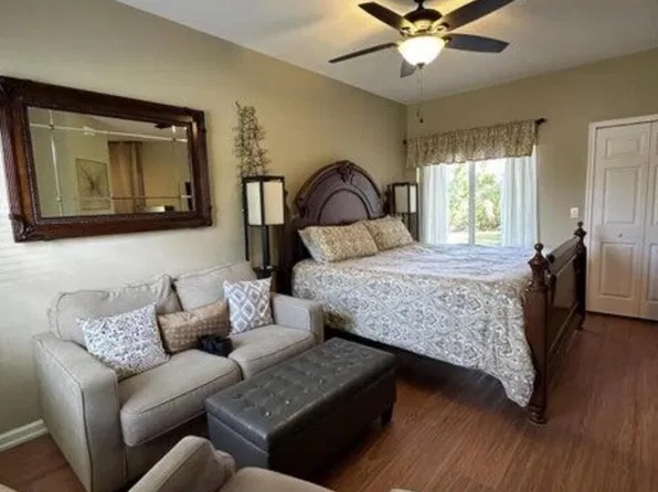 8278 Mulligan Cir, Pt Saint Lucie, FL