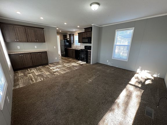3rd image of 1250 Paree St #207