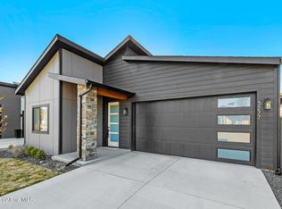 3277 N Rosalia Rd, Coeur D Alene, ID 83814