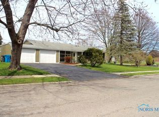 3006 Castleton Ave, Toledo, OH 43613