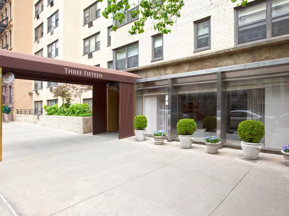 315 East 69th Street image 8 of 8