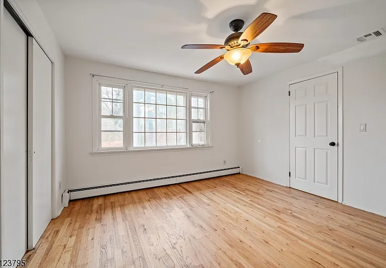 480 Parkway Dr #1 — Photo 15