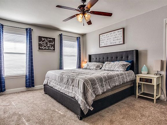 5th image of 101 Howland Ln