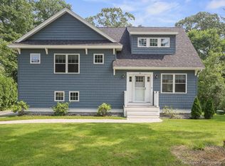 35 Colrain Rd, Topsfield, MA 01983