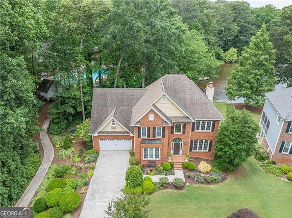 2541 Kenswick Cir, Lawrenceville, GA 30044