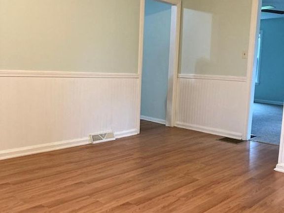 5th image of 1544-46 W 45th St #1546