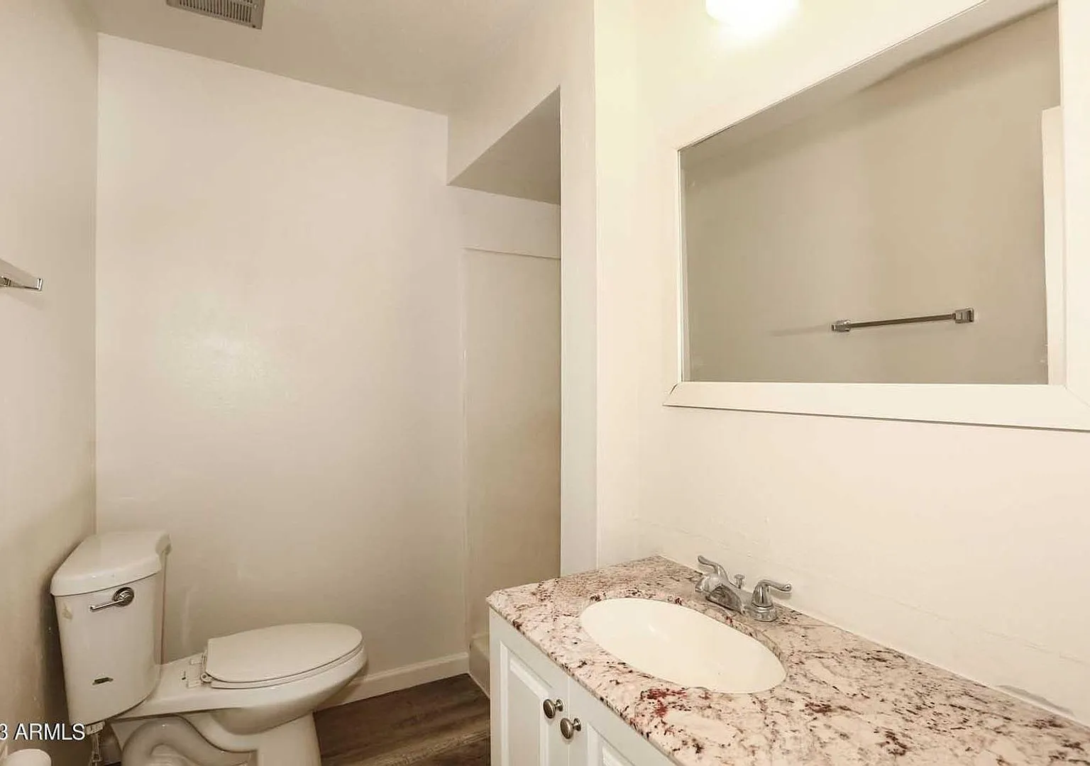 Gorgeous 4-bedroom, 3-bath townhouse near ASU Tempe — Photo 4