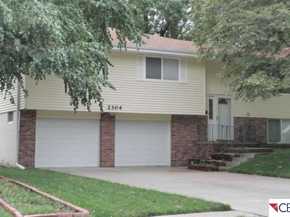 1st image of 2304 S 133rd Ave