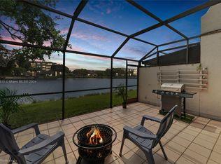 11316 NW 14th Ct, Pembroke Pines, FL 33026