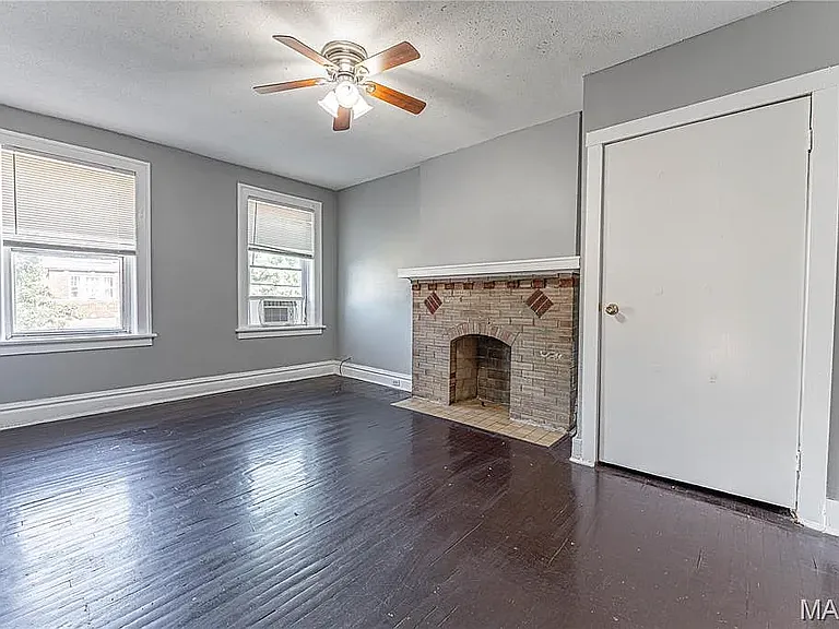 3540 Michigan Ave — Photo 17