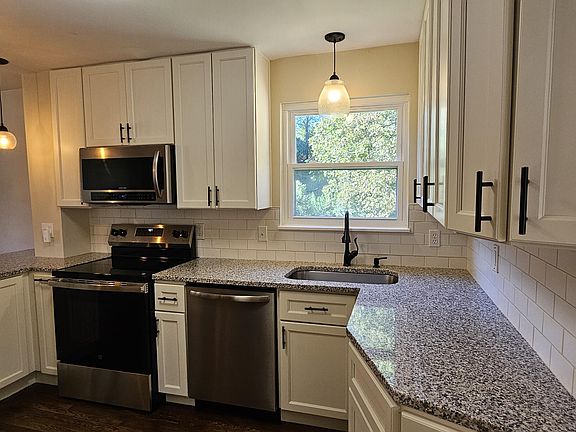 2nd image of 73 Geiger Ave