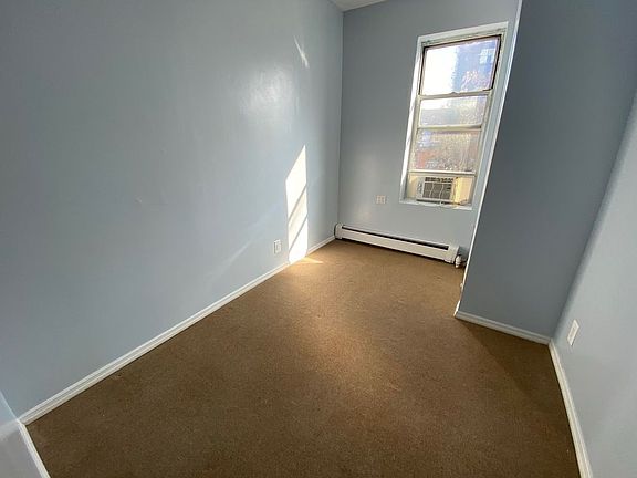 4th image of 28-43 Steinway St #3R