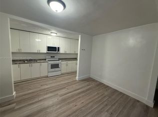 2962 NW 46th St, Miami, FL 33142
